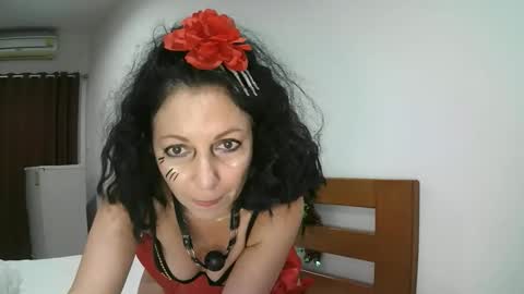 Snapshot of valleriwind chatting on November 15, 11:10 pm ValleriWind online show from November 15, 11:10 pm