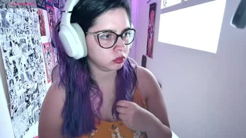 Im Violet online show from April 3, 9:24 pm