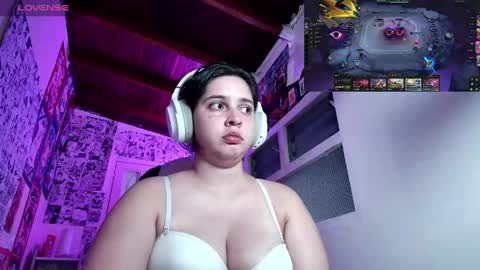 Im Violet online show from April 24, 3:53 am