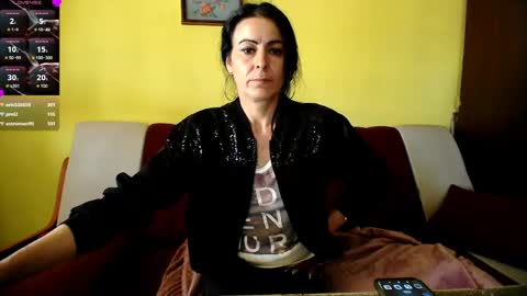 Snapshot of valysexybarbie chatting on May 4, 6:42 am valentina online show from May 4, 6:42 am