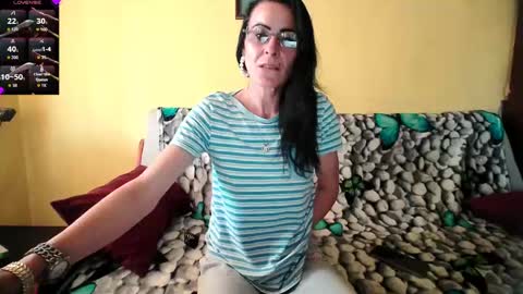 Snapshot of valysexybarbie chatting on May 25, 6:19 am valentina online show from May 25, 6:19 am