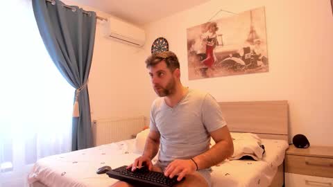 Snapshot of valyvalisimo chatting on March 3, 5:57 am valyvalisimo online show from March 3, 5:57 am