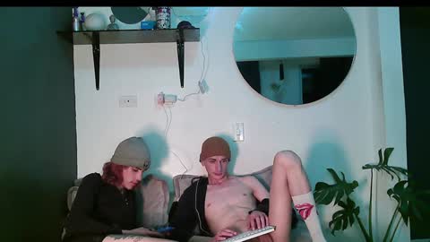 Snapshot of vamp_noah chatting on January 22, 7:03 am Vamp Noah and Dan online show from January 22, 7:03 am