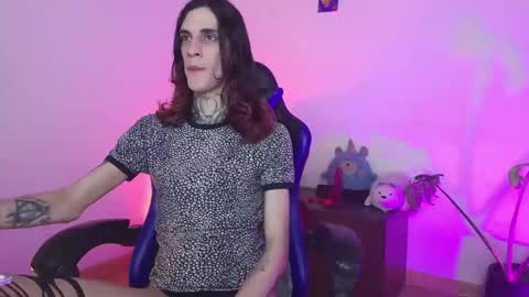 Vamp Noah and Dan online show from April 30, 1:34 am