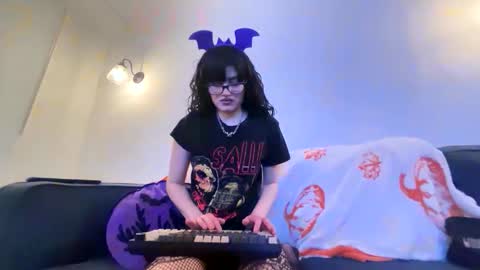 vampgatita online show from February 27, 2:44 am