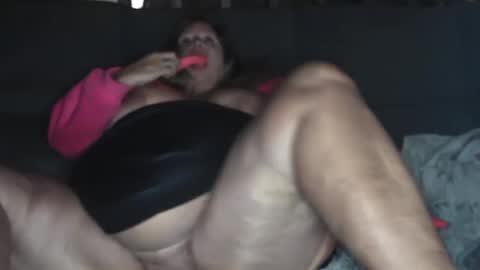 vampwoman online show from February 18, 8:05 am