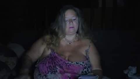 vampwoman online show from September 18, 5:31 am