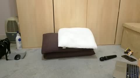 Snapshot of vanda26 chatting on February 1, 8:29 am Vanda online show from February 1, 8:29 am