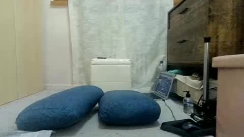 Vanda online show from April 22, 6:05 am