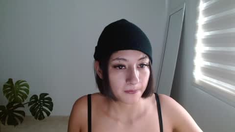 Snapshot of vandalovee chatting on January 31, 4:27 pm Babi Alu online show from January 31, 4:27 pm