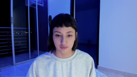 Snapshot of vandalovee chatting on March 8, 6:10 am Babi Alu online show from March 8, 6:10 am