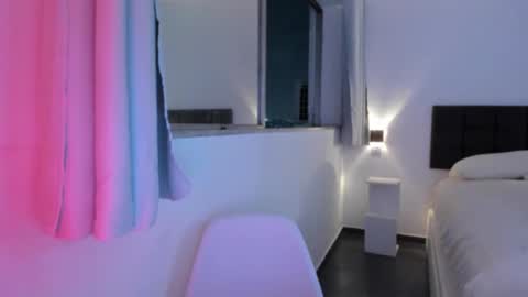 Snapshot of vandalovee chatting on November 5, 5:51 am Babi Alu online show from November 5, 5:51 am