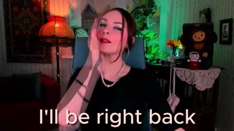 Snapshot of vandarossi chatting on November 5, 9:20 am Vanda online show from November 5, 9:20 am