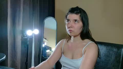Snapshot of vandifive chatting on May 4, 9:55 pm Vandi online show from May 4, 9:55 pm