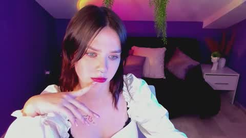 Polly online show from September 15, 1:11 pm