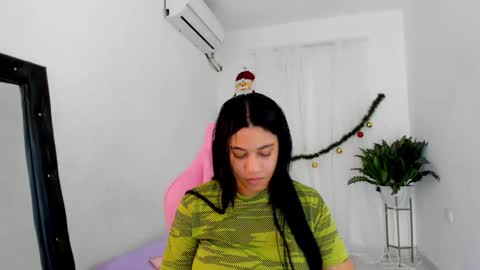 vanelope_smith online show from November 30, 2:04 am