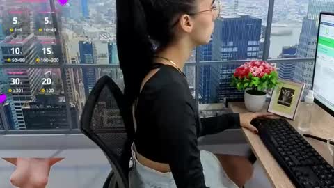 VANESA online show from September 16, 1:12 pm