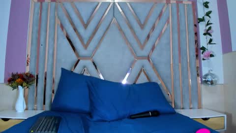 vanesaa_mejia online show from January 16, 4:38 am