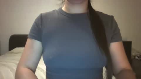 VanesaJewel online show from December 6, 10:19 pm