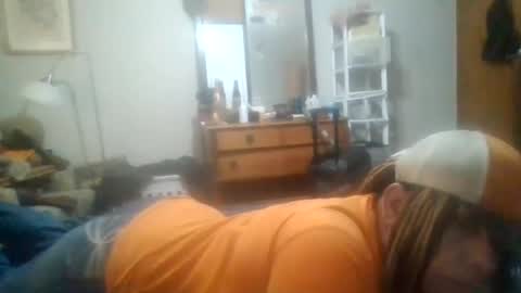 Snapshot of vanessa3211 chatting on June 15, 6:26 am greeneyebandit online show from June 15, 6:26 am