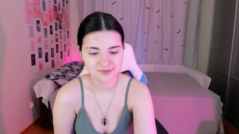 Snapshot of vanessa_brills chatting on March 1, 4:58 am Vanessa online show from March 1, 4:58 am