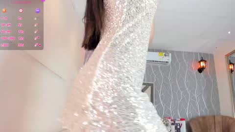 Snapshot of vanessa_guzman1 chatting on January 22, 12:27 pm online show from January 22, 12:27 pm