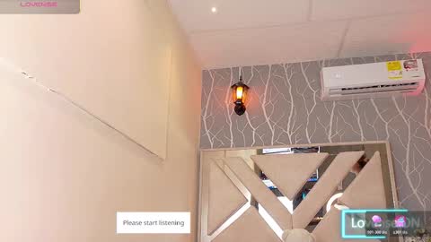 Snapshot of vanessa_guzman1 chatting on November 5, 12:27 pm online show from November 5, 12:27 pm