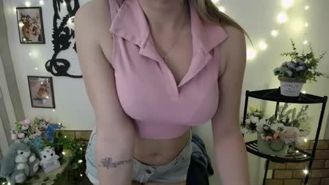 Vanessa online show from April 15, 12:12 pm
