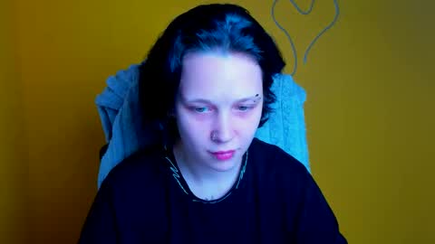 Snapshot of vanessa_lissme chatting on May 17, 11:17 am Vanessa online show from May 17, 11:17 am