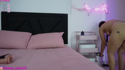 Vanessa online show from April 19, 2:11 am