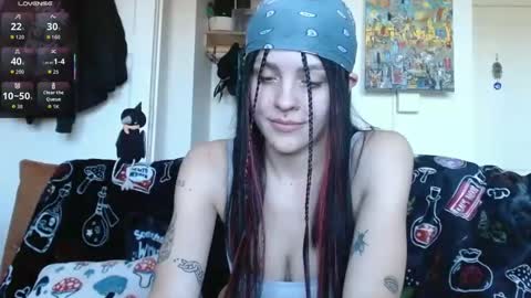 vanessaandadam online show from October 26, 5:52 pm