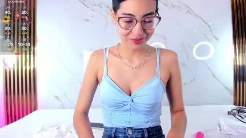 Vanessa online show from April 12, 8:03 pm