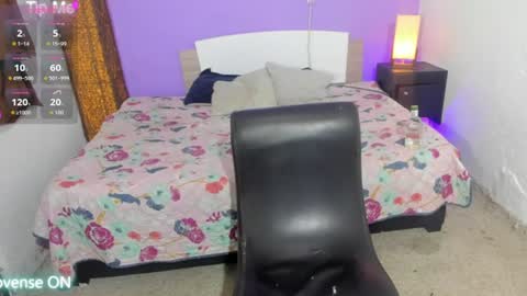 Angie  online show from August 2, 3:05 am