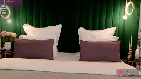 Vanessa online show from April 21, 2:45 pm