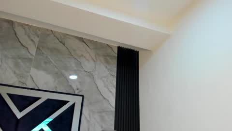 Vanessa Hard online show from January 6, 7:50 pm