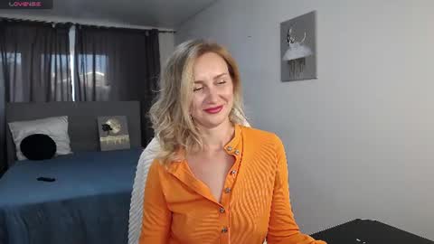 Snapshot of vanessakleiner chatting on July 21, 3:36 pm Vanessa online show from July 21, 3:36 pm
