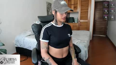 Vanessa online show from December 16, 3:17 pm