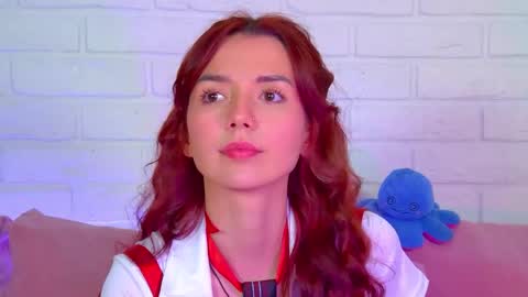VanessaVienne online show from June 6, 4:33 pm