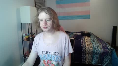 vanfairy526 online show from April 3, 9:40 am