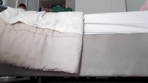 Snapshot of vanici74 chatting on February 28, 4:10 pm vanici74 online show from February 28, 4:10 pm