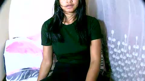 Snapshot of vanih27 chatting on July 21, 7:16 pm vanih27 online show from July 21, 7:16 pm
