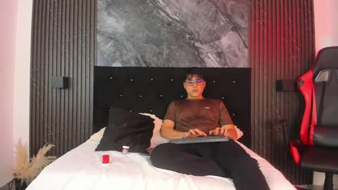 vanilla_hot_ online show from January 27, 1:09 pm