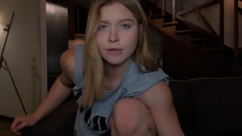 Vanilla online show from November 24, 1:33 pm