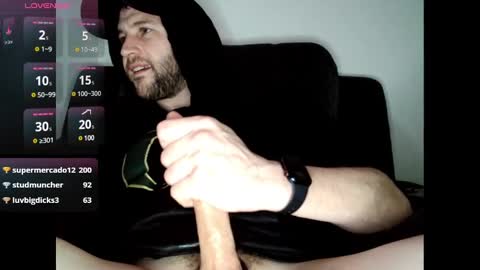 Snapshot of vanillaniceeee chatting on February 11, 3:50 am vanillaniceeee online show from February 11, 3:50 am