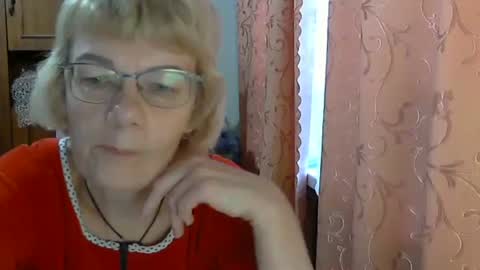 Snapshot of vanillaxcreamy chatting on December 10, 7:37 am Vanillaxcreamy online show from December 10, 7:37 am
