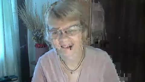 Snapshot of vanillaxcreamy chatting on January 12, 9:19 am Vanillaxcreamy online show from January 12, 9:19 am