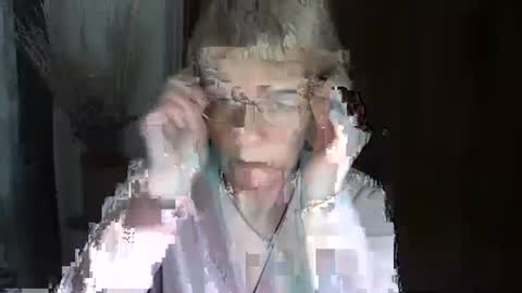 Snapshot of vanillaxcreamy chatting on January 15, 2:24 pm Vanillaxcreamy online show from January 15, 2:24 pm