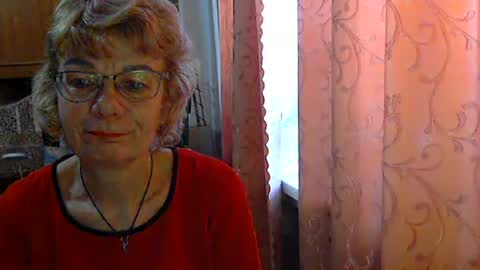 Vanillaxcreamy online show from February 1, 8:57 am