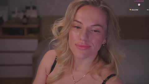 Sophie online show from January 31, 11:58 pm