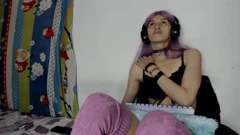 vannellope_vladimir online show from June 30, 6:42 pm